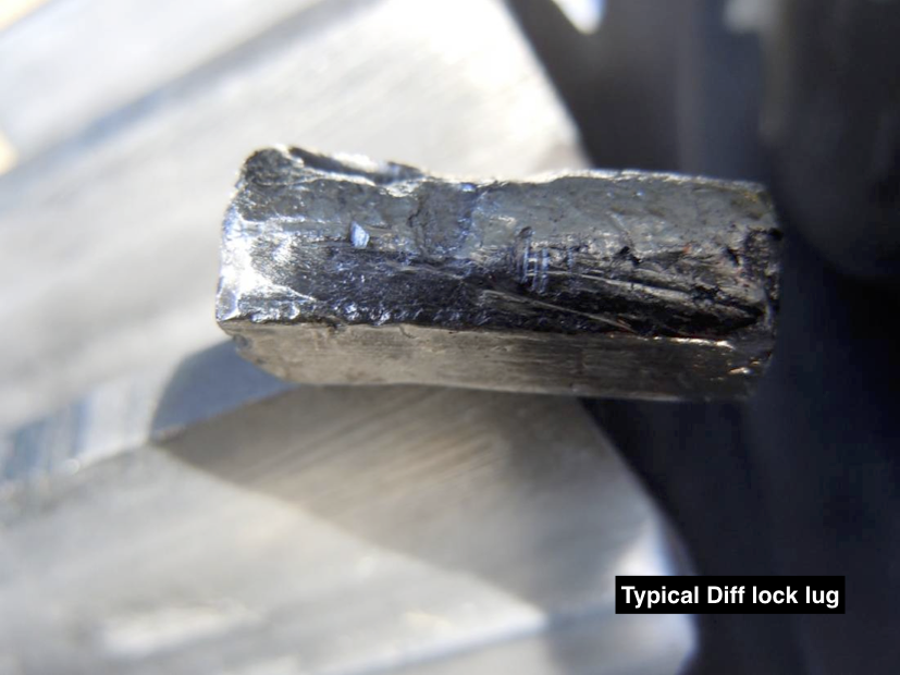 caterpillar typical diff lock lug